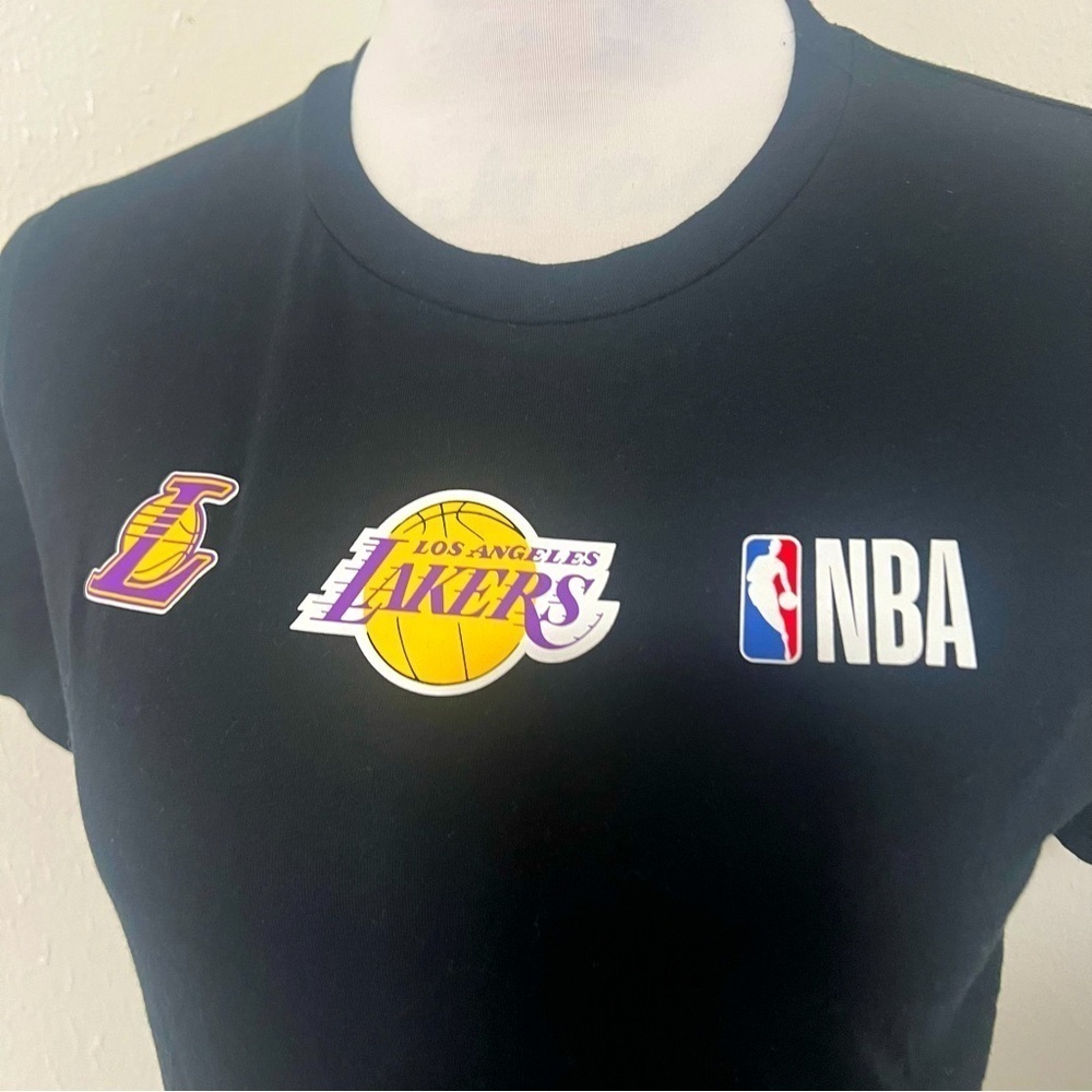 Abercrombie Kids Size (11/12) Black Graphic Los Angeles Lakers Shirt Basketball - Picture 2 of 9